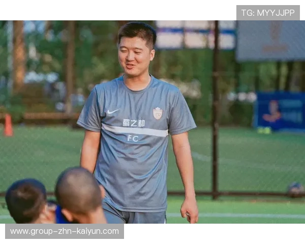 俱乐部推出青训教练员职业发展计划稳定人才队伍，青训教练是什么意思