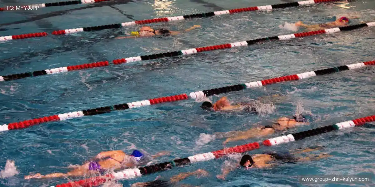 汗水与荣耀同在,见证冠军诞生的瞬间!⚽